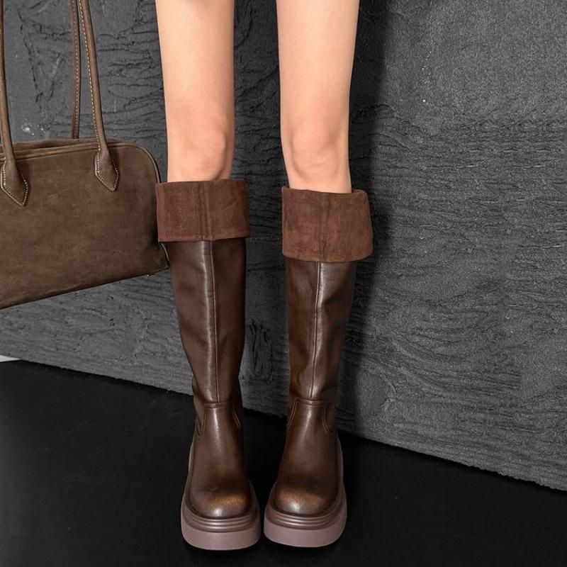 New Women's Versatile Martin Boots Solid Color Medium Heel Large Size Women's Boots Thick-soled Non-slip Round Head Autumn and Winter Leather High 