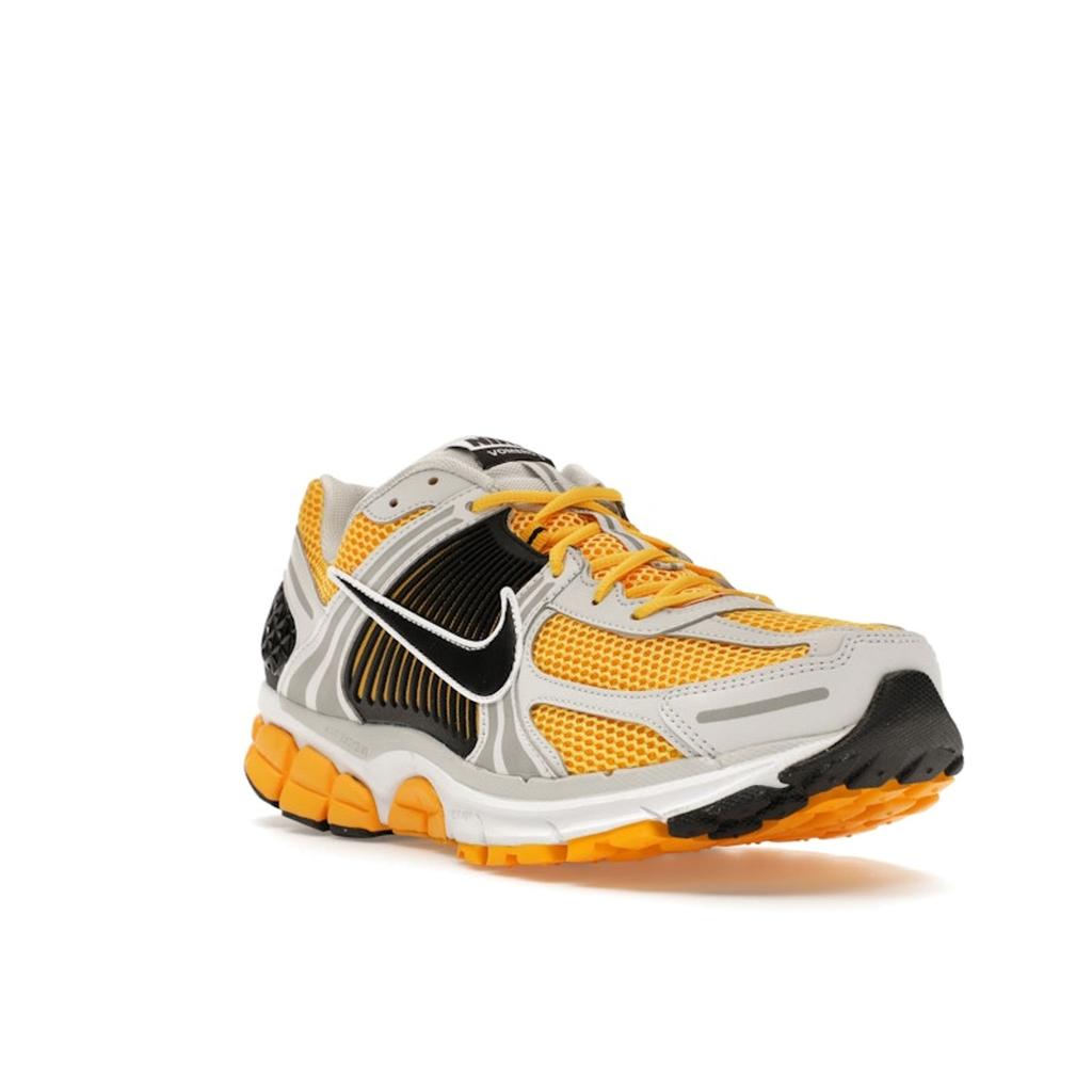 Nike Air Zoom Vomero 5 University Gold Men Sneakers Yellow Photon-Dust Laser-Orange FB9149-002