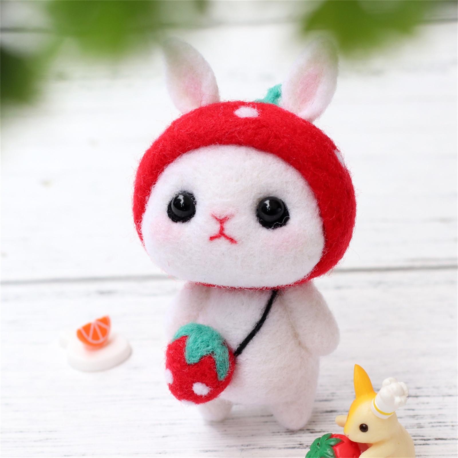 

Милий візерунок ручної роботи DIY Poke Felts Material Production Package 13.5*9.5*5 cm