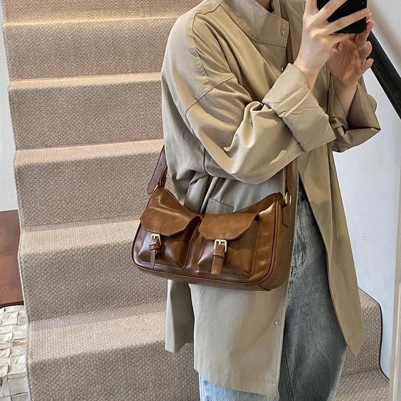 Retro style women's crossbody bag with zipper  monochromatic PU  large capacity  casual shoulder bags  stitching line