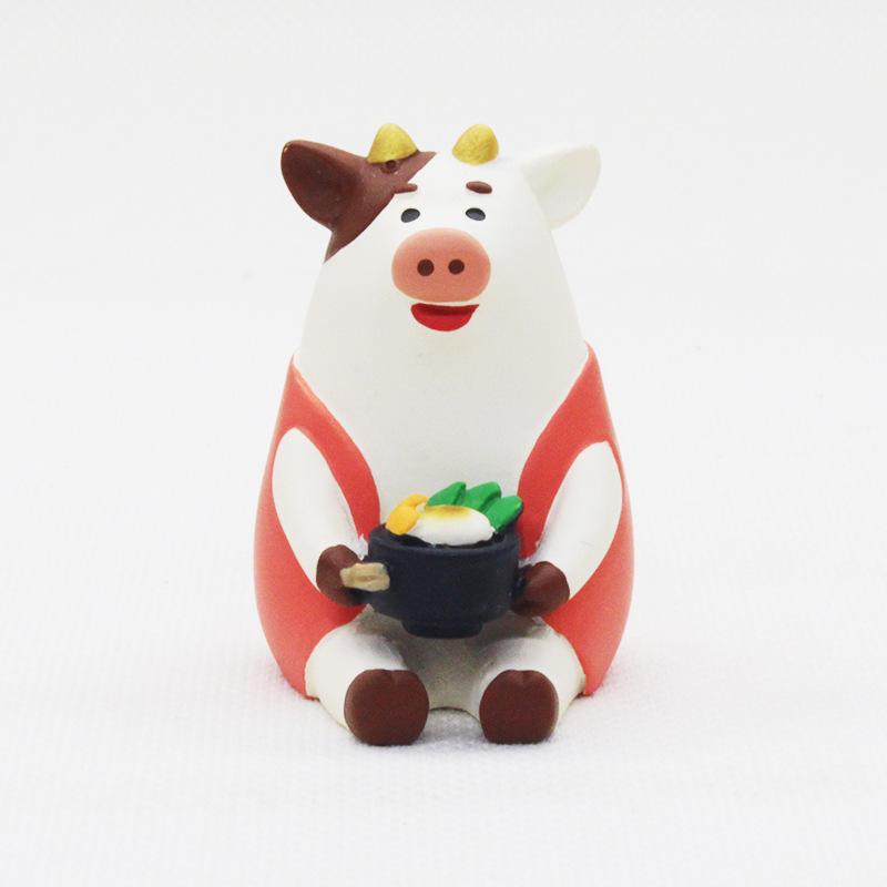 Zakka Japan Lucky Cow Japan Miniature Figurines Resin Craft Bookshelf Decoration Collectible Japan Decoration