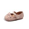 Zapatos de cuero para niñas pequeñas, dulces zapatos planos para fiesta de niñas pequeñas, con perlas y lazo, Mary Janes para niños, de cuero sintético suave y bonito.