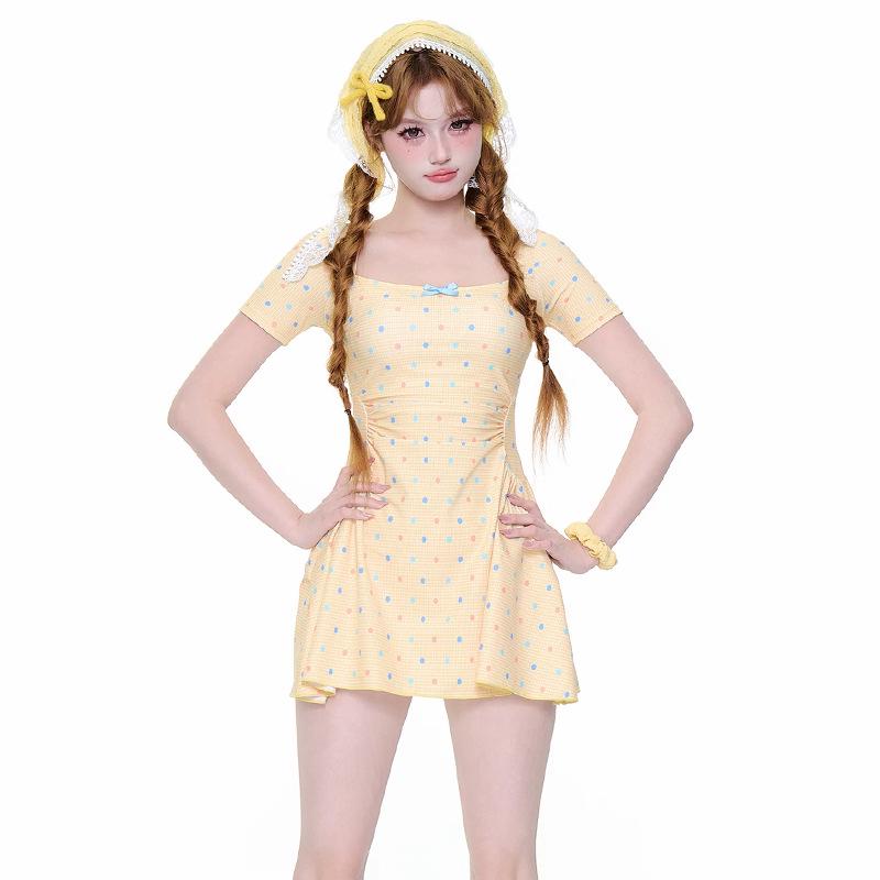 Women's Japanese Style Polka Dot Two-Piece Swimsuit with Boxer Briefs