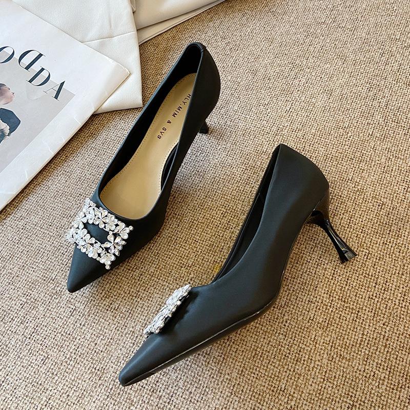 

G650-13 French 2025 new fairy style shoes water temperament with skirt women s shoes rhinestone stiletto shoes 39