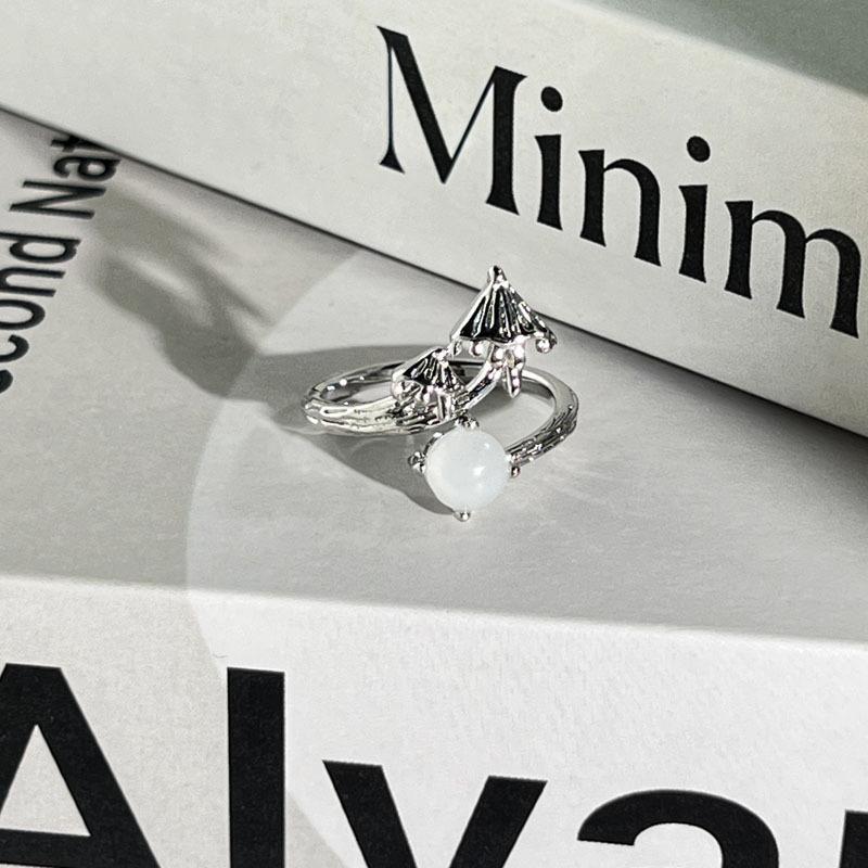 Light luxury Internet celebrity mix and match personalized flower bow fashion ring women full of diamonds flower language niche cold wind ring tide