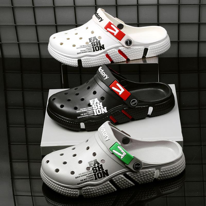 Hole shoes men's summer wear breathable sandals men's casual beach shoes light soft-soled slippers men