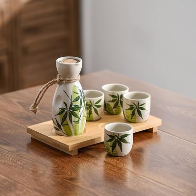 Σετ Σάκε από Κεραμικό Ιαπωνικού Στυλ Με Μπουκάλι Και Κύπελλα Σάκε Κατάλληλο Για Σερβίρισμα Ζεστού Ή Κρύου Σάκε Σε Σπίτια Ή Εστιατόρια.