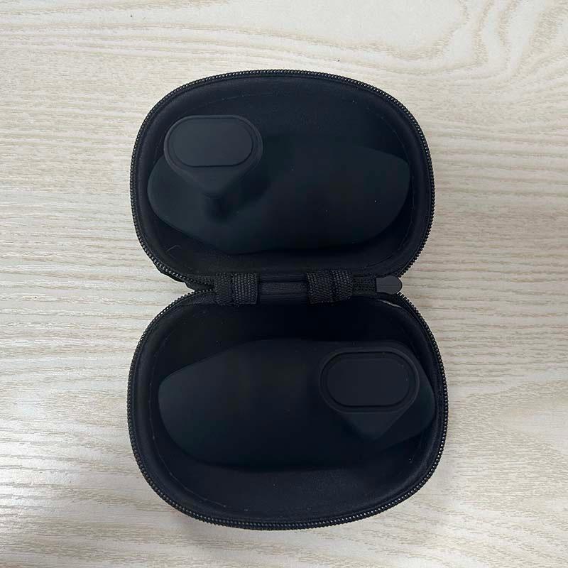 Silicone Grip Strengthener: Universal Dumbbell Weightlifting & Fitness Palm Protector