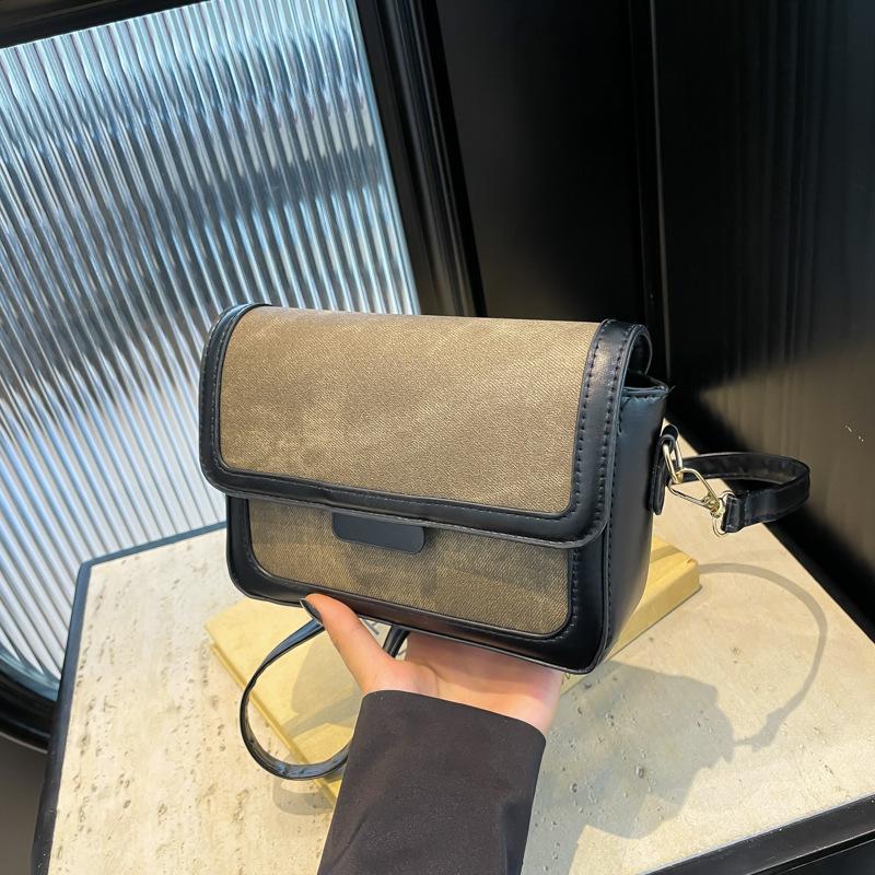 Premium Texture Retro Fashion Crossbody Small Square Bag Women's 2025 New Niche Design Versatile Shoulder Armpit Bag