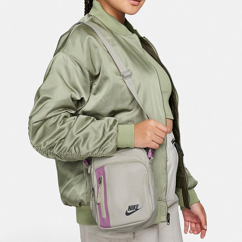 New Nike Sabrina Elemental Premium Crossbody Bag 4L FN0363-072
