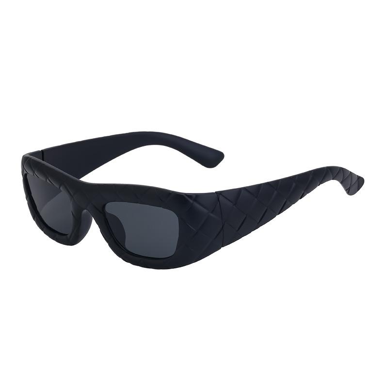 

Y2K Brand Designer Luxury Big Frame rhombus Sunglasses Women For Men Vintage Punk Sun Glasses Outdoor Shade Lattice Sport Goggle As the photo
