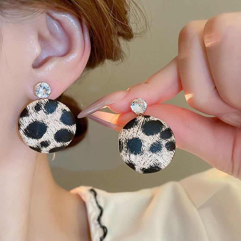 Real Gold Electroplated Silver Needle Leopard Print Star Circle Earrings European and American Trend Design Earrings Temperament Atmosphere Earrings