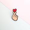 Creative Cute Cartoon Finger Heart Alloy Brooch, Men'S And Women'S Couple Bag Clip Accessories