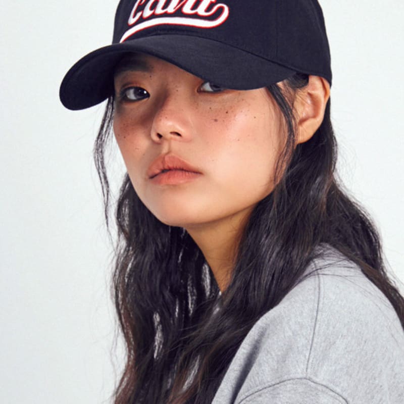 SLEEPYSLIP BB DO WHAT BLACK BALL CAP