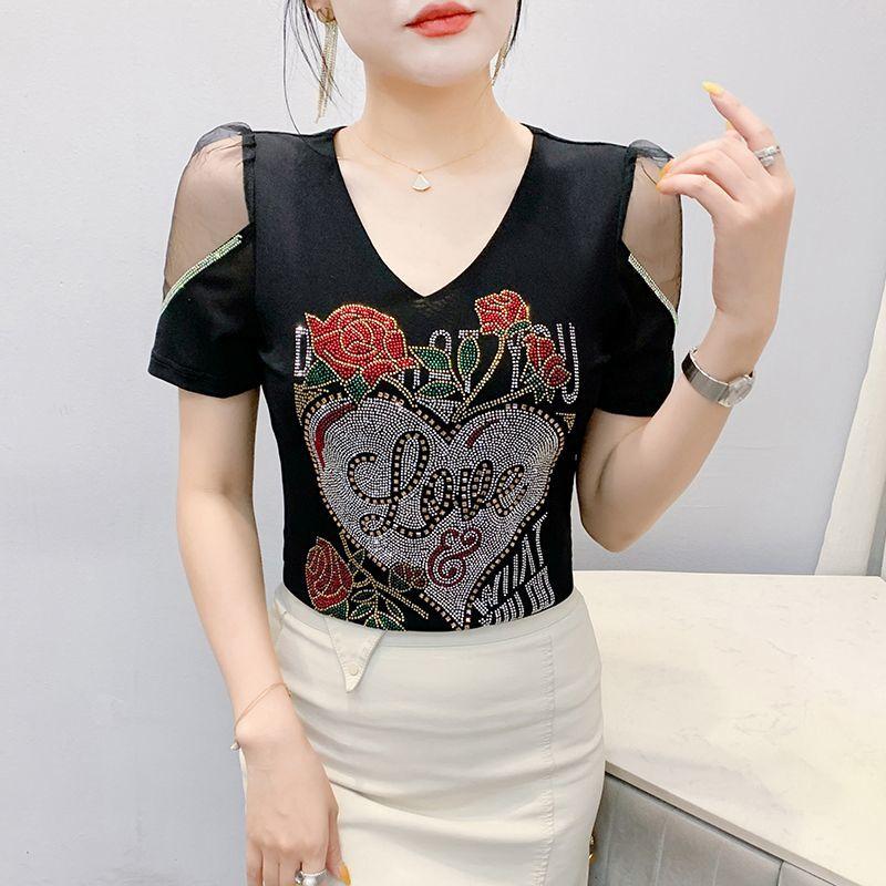 Streetwear Girl Chic Summer T-shirt Fashion Sexy Slim Women Flower Heart Tops Shiny Rose Hot Diamonds Design Tees