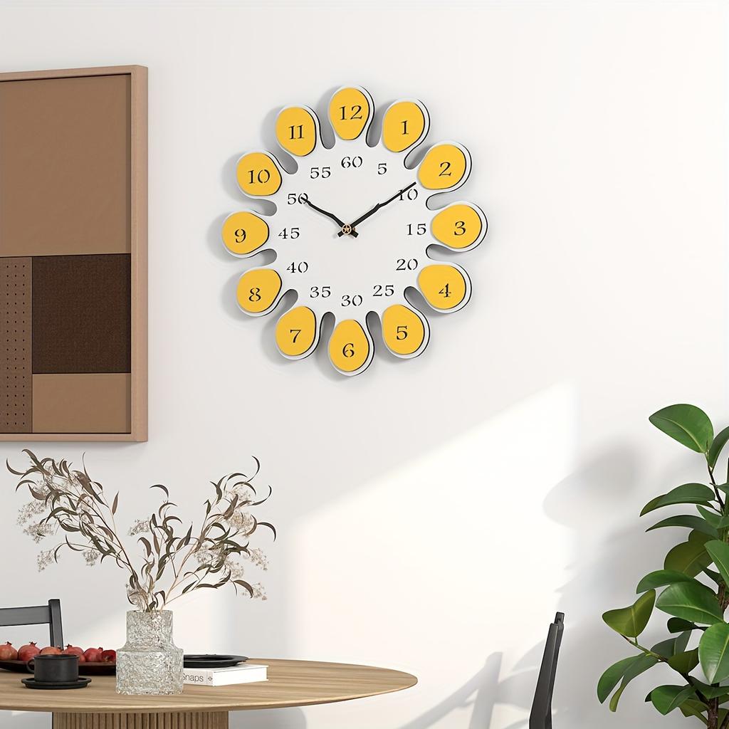 Modern Sunflower Wooden Wall Clock Silent, Battery Powered, Perfect for Living Room Youngsters' Room Decor