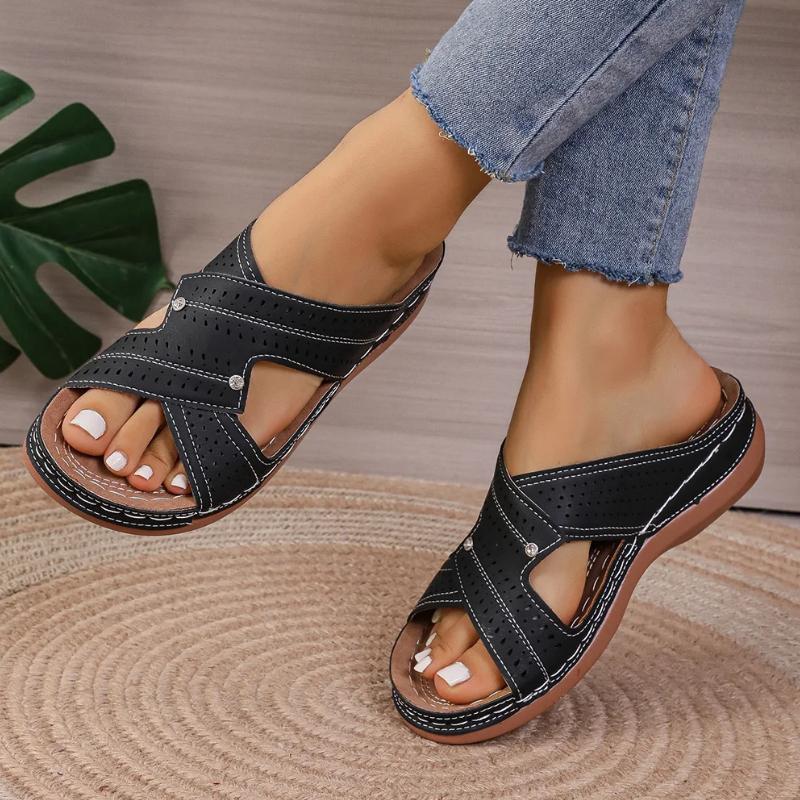 Fashion Women Slippers New Summer Elegant Low Heels Sandals Outdoor Lightweight Shoes Fashion Wedges Casual Slippers Beach Slides Women