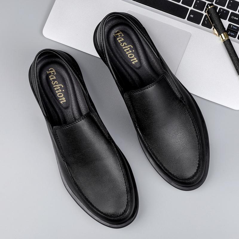 Newest Classic Men'S Loafers Genuine Leather Casual Shoes Men Soft Slip On Black Flats Male Business Hollow Breathable Dress Shoes