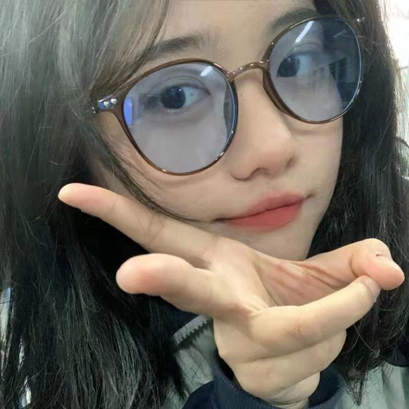 New Trendy Photochromic Glasses Women Anti Blue Light Round Frame Myopia Glasses Outdoor Color Changing Eyewear Diopter 0 ~ -4.0