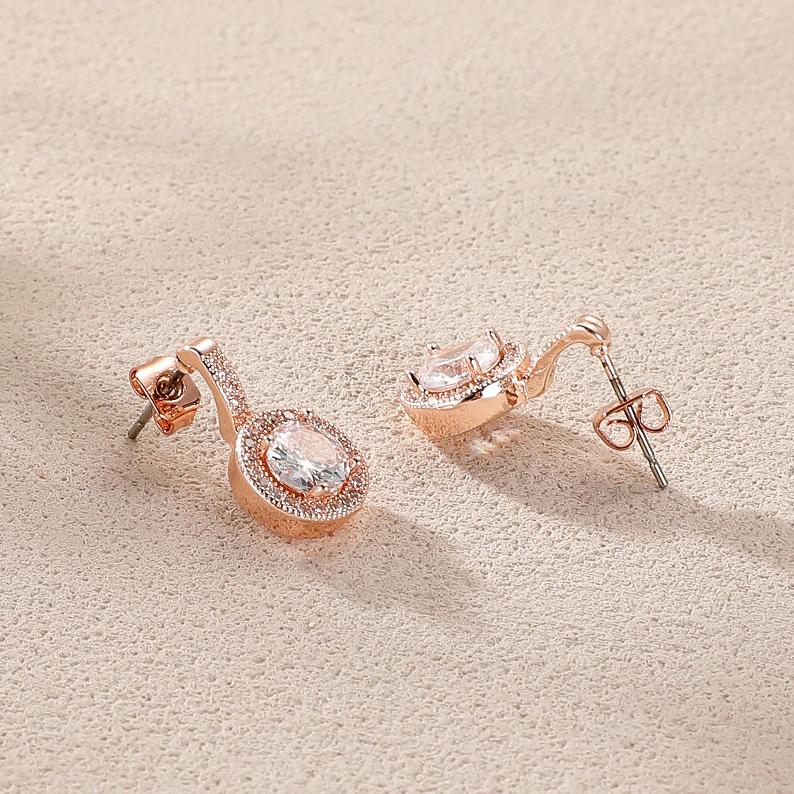 European Fashion 5.0 Women s Small Rhinestone Zirconia Micro-Paved Full Diamond Ear Studs