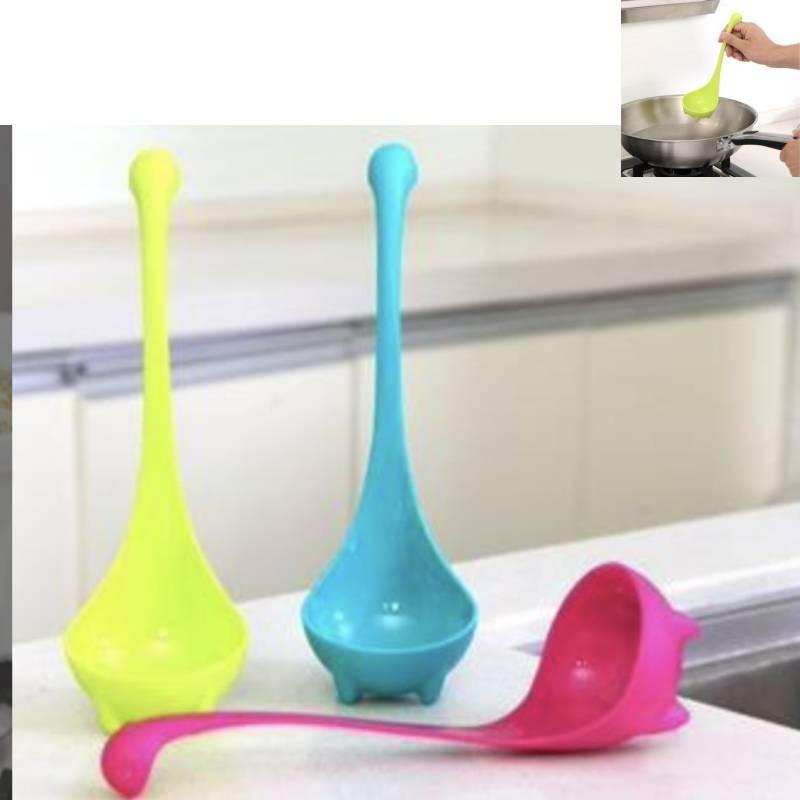Versatile Plastic Long Handle Soup Spoon Set Ideal For Kitchen And Dining Use