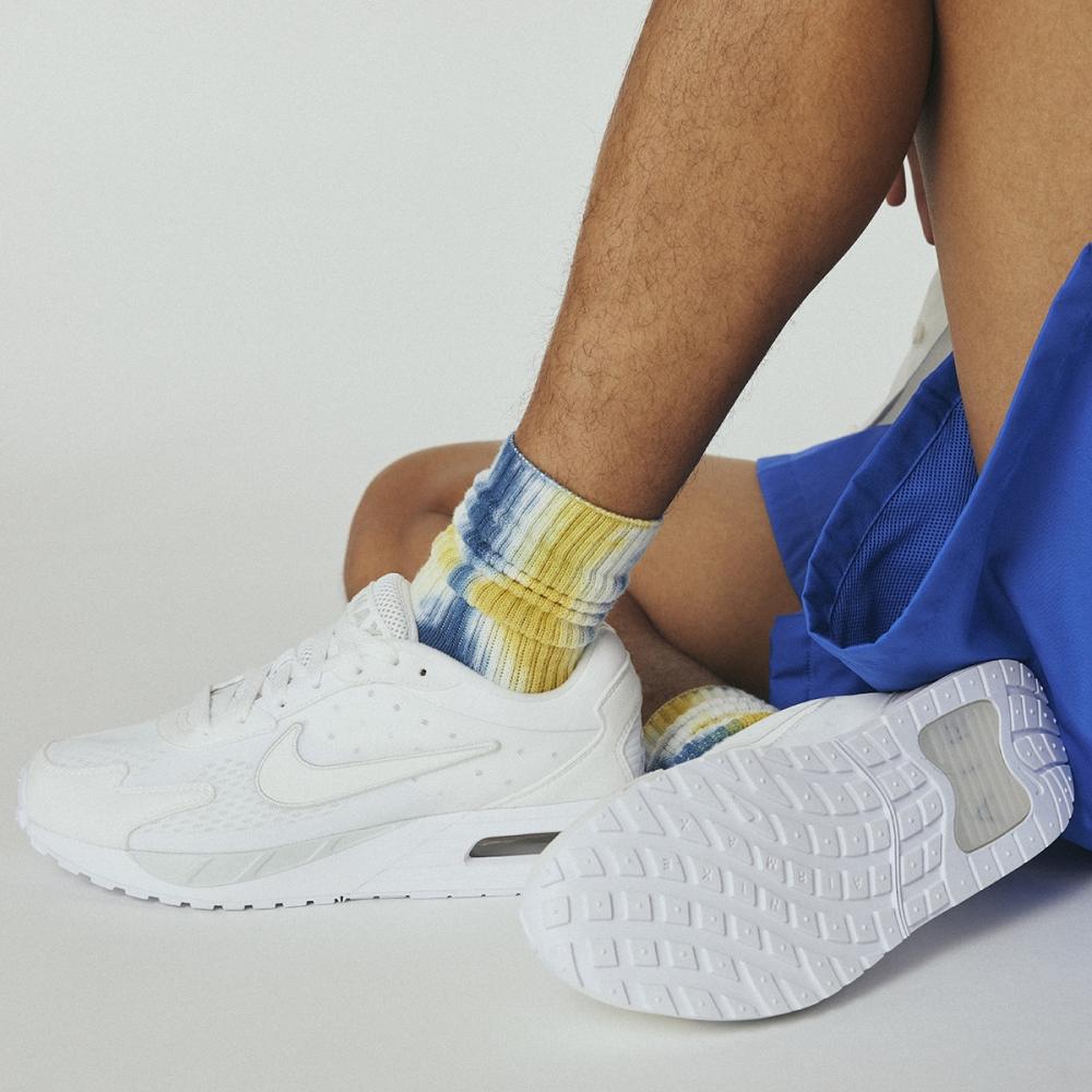 

Nike Air Max Solo DX3666 104