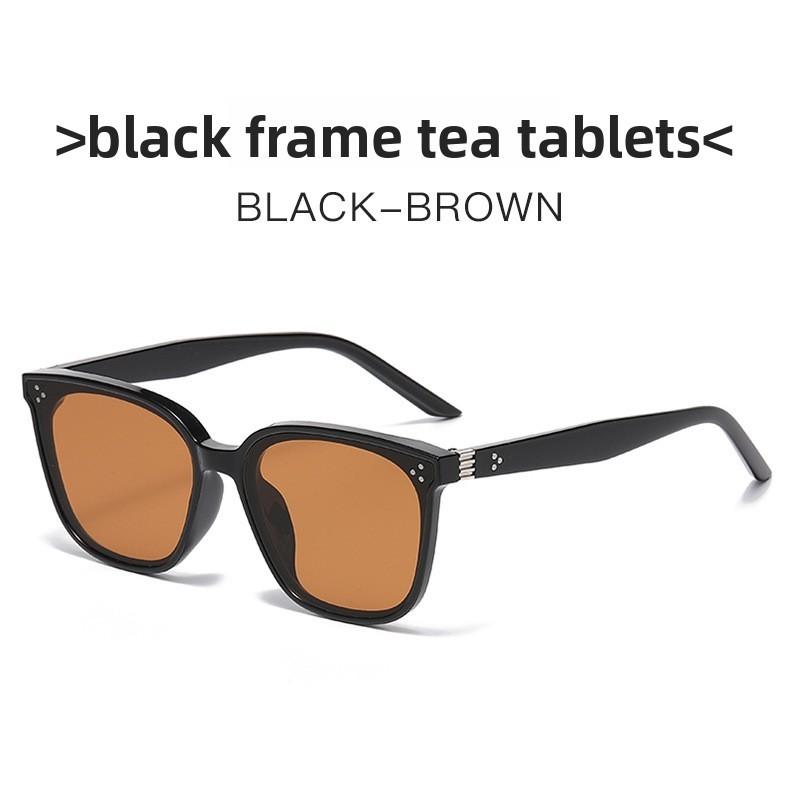 Trendy Black Frame Square Glasses With Tinted Lenses For Young Adults And Street Style Style 2