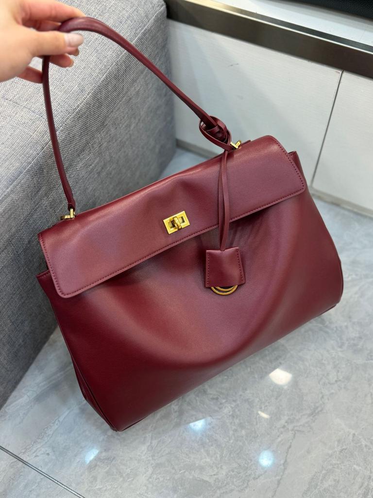 2025 Nová Tote taška Kožená Dámská taška Ležérní Styl Kabelka Podpažní taška Velká Kapacita Crossbody Taška přes rameno