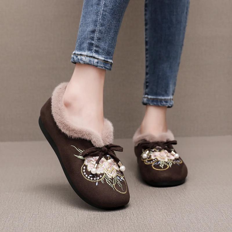 Winter New Old Beijing Cloth Shoes Women Embroidered Mother Cotton Shoes Velvet Warm Non-slip Middle and Old