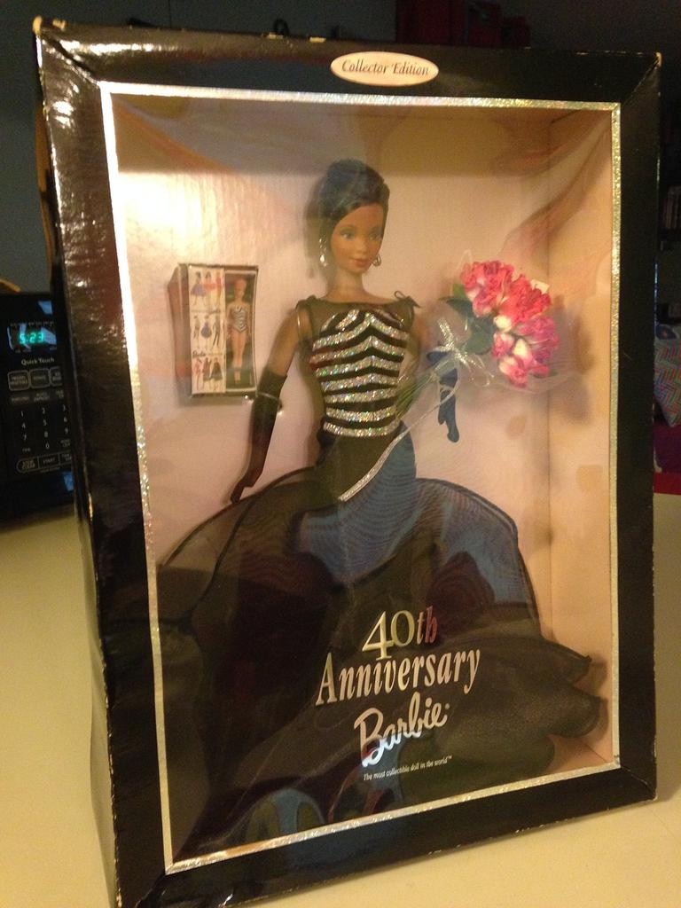 40th Anniversary Barbie Doll (Black)