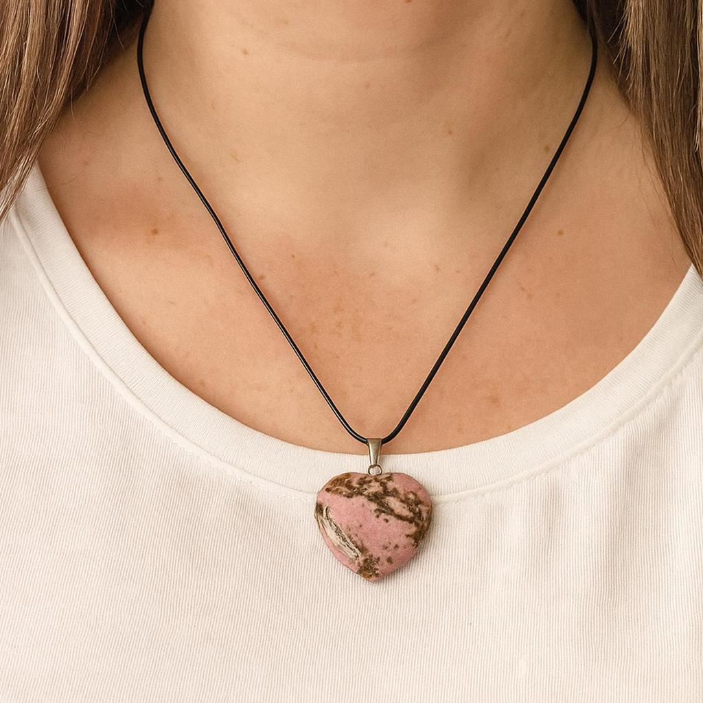 Valentine's Day Pink Crystal Heart Leather Necklace for Women - Fashionable Agate Cross-Border Jewelry.