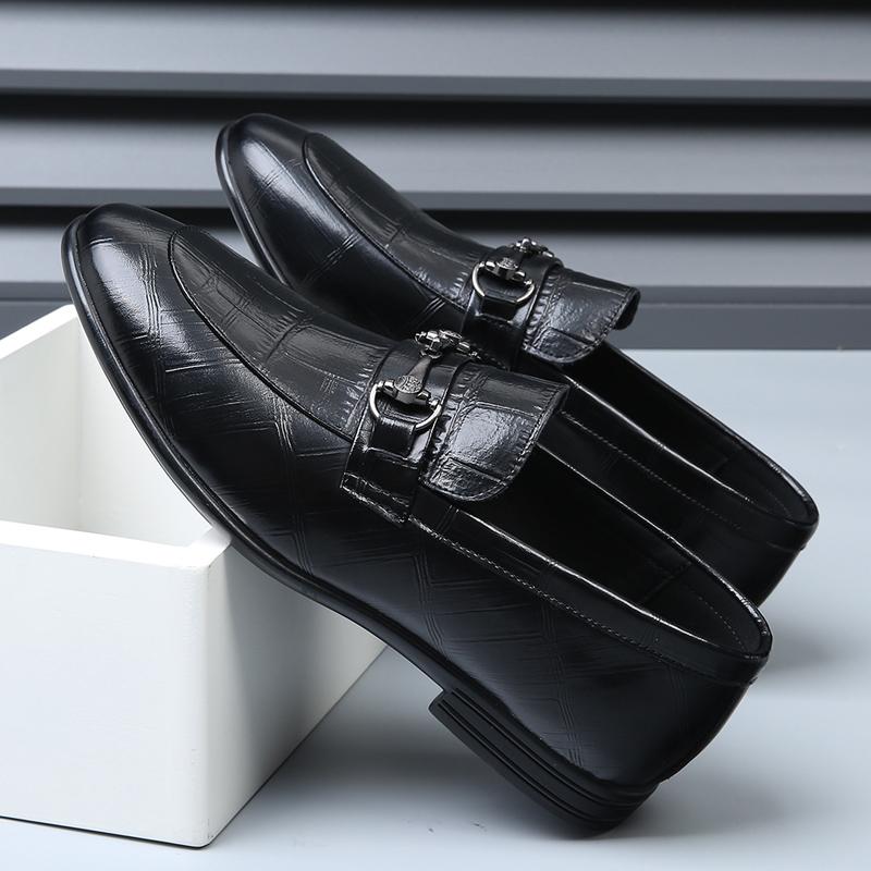 High Quality Men's Genuine Leather Korean Pointed Formal Leather Shoes Fashionable New Men's Comfortable and Non Slip Loafers