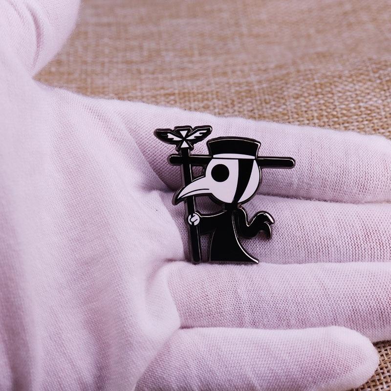 Steampunk Collection Enamel Pin Dark Black Plague Doctor Enamel Pin Bird Hat Brooch Horror Crow Badge
