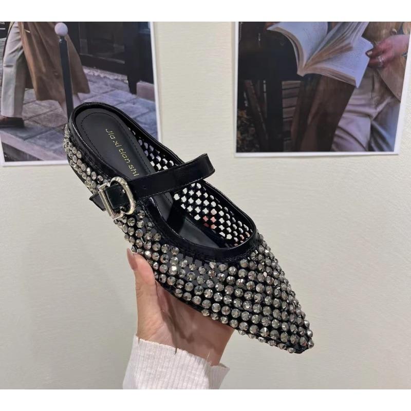 

Мода Новый Стиль Роскошная Хрустальная Обувь Серебристые Женские Балетки Женская Обувь с Острым Носком Модные Стразы Неглубокие Женские Балетки 35