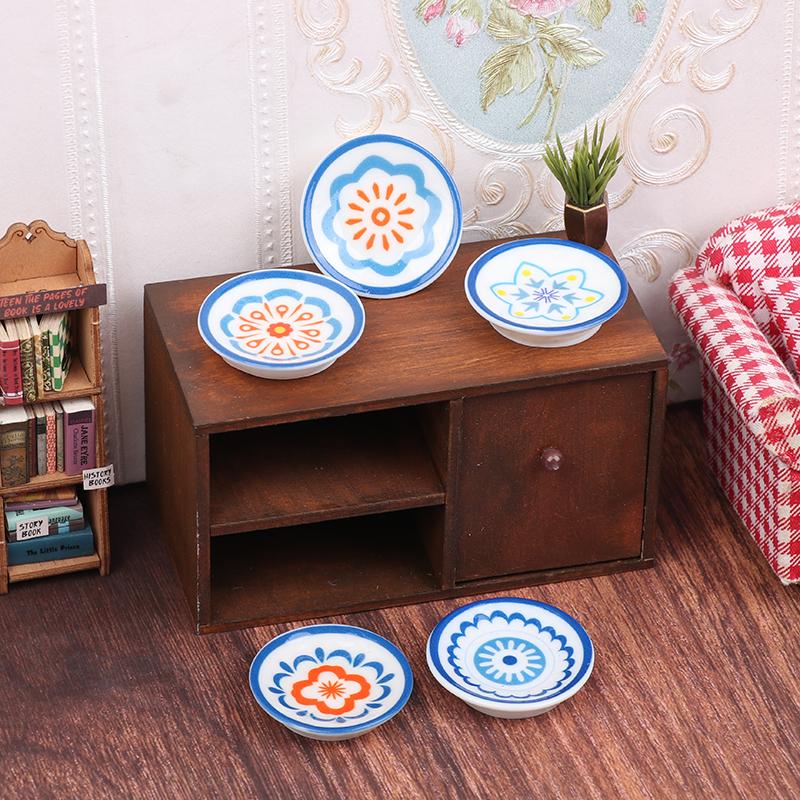 5Pcs 1:12 Dollhouse Simulation Blue White Porcelain Plates Dollhouse Kitchen Decoration Dolls House Accessories Pretend Play Toy