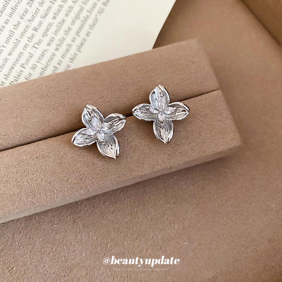 14k Gold Plated Zircon Flower Stud Earrings - Minimalist High-End Design for Women