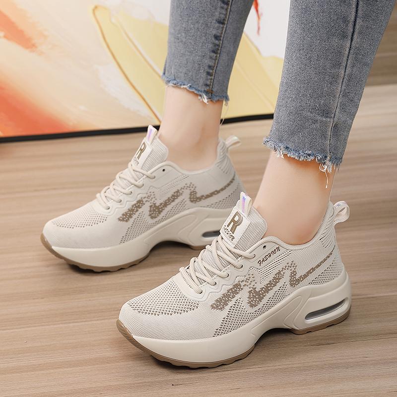 Autumn and winter breathable thick-soled casual inner height-increasing shoes lightweight soft-soled sports shoes cotton shoes