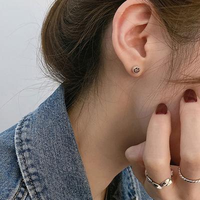 Smiley Face Earrings Stud Earrings Femininity Simple Small Personality Versatile Sweet Cute Earrings Tide