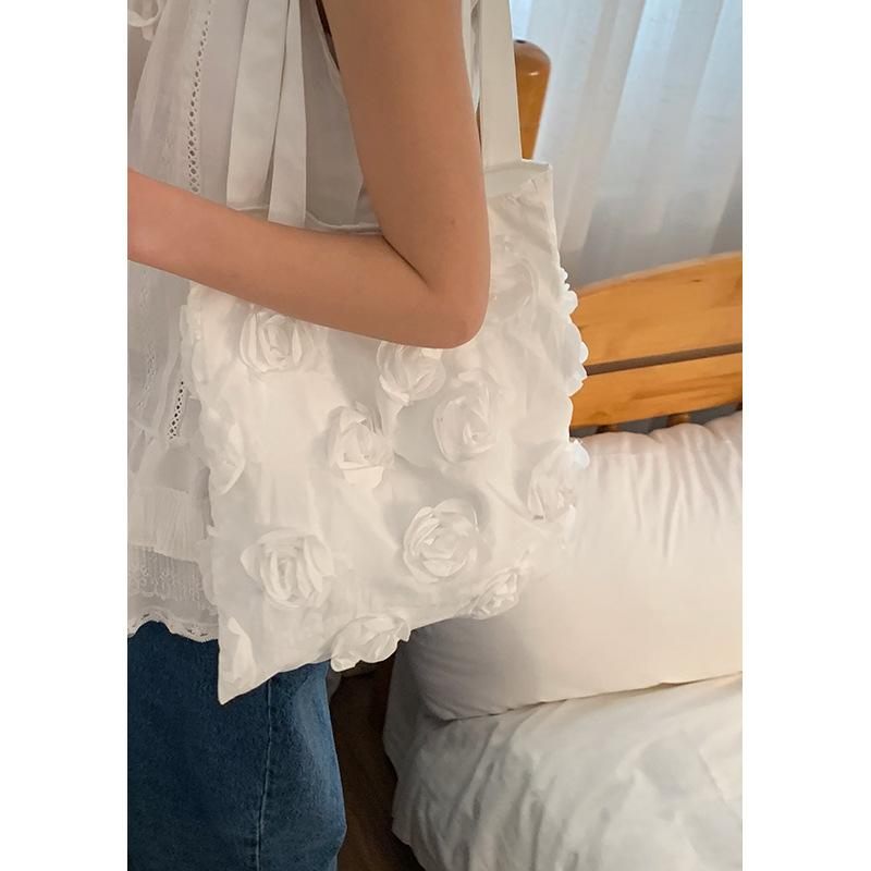 Korean Version of Fashionable Girlish Underarm Bag Women's 2025 New White Large-capacity Three-dimensional Flower Shoulder Tote Bag