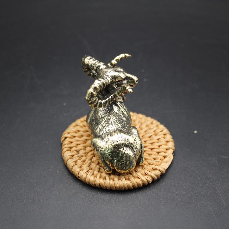 Brass Antelope Goat Ornament Antique Pure Copper Study Paperweight Ruler Tea Pet Small Desktop Ornament