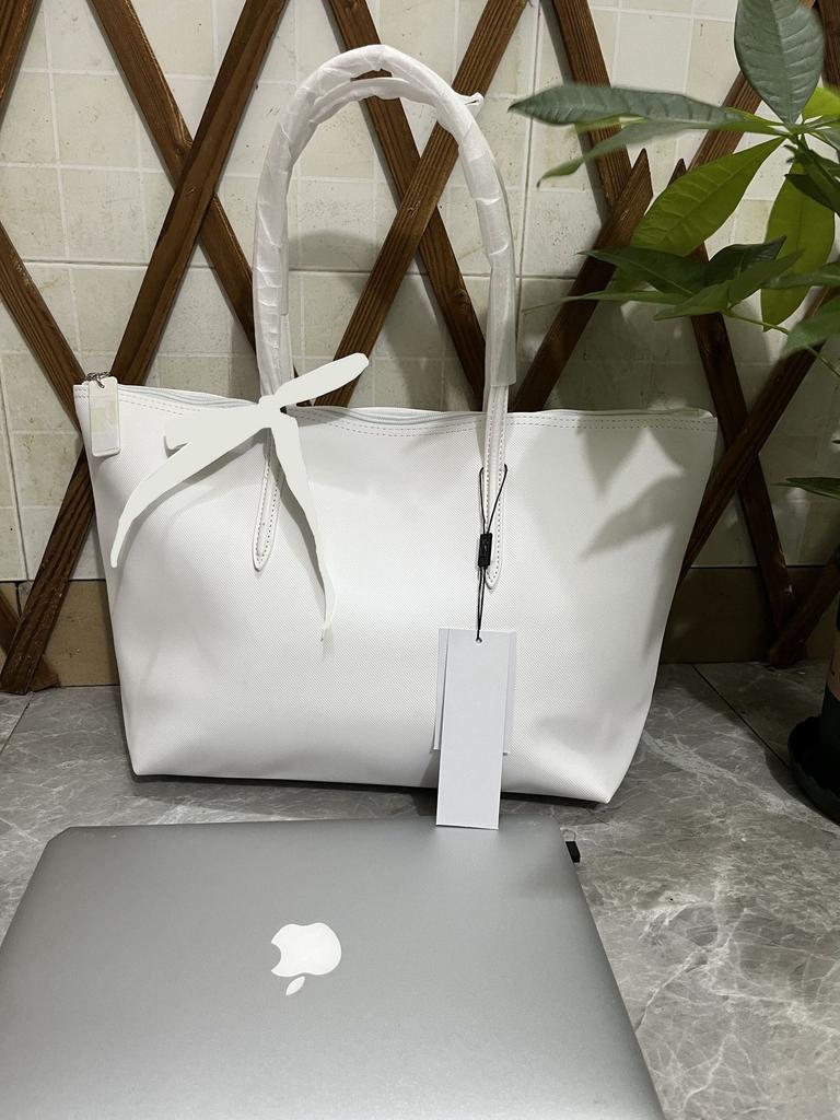 Tote Bag for Women, Large Crocodile Print Horizontal Design, Waterproof Commuter Handbag, Oversized Shoulder Bag