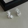 Romantic Light Luxury Three-dimensional Petal Fan Stud Earrings, High-end Light Luxury Retro Fashion Daily Personality Versatile Earrings