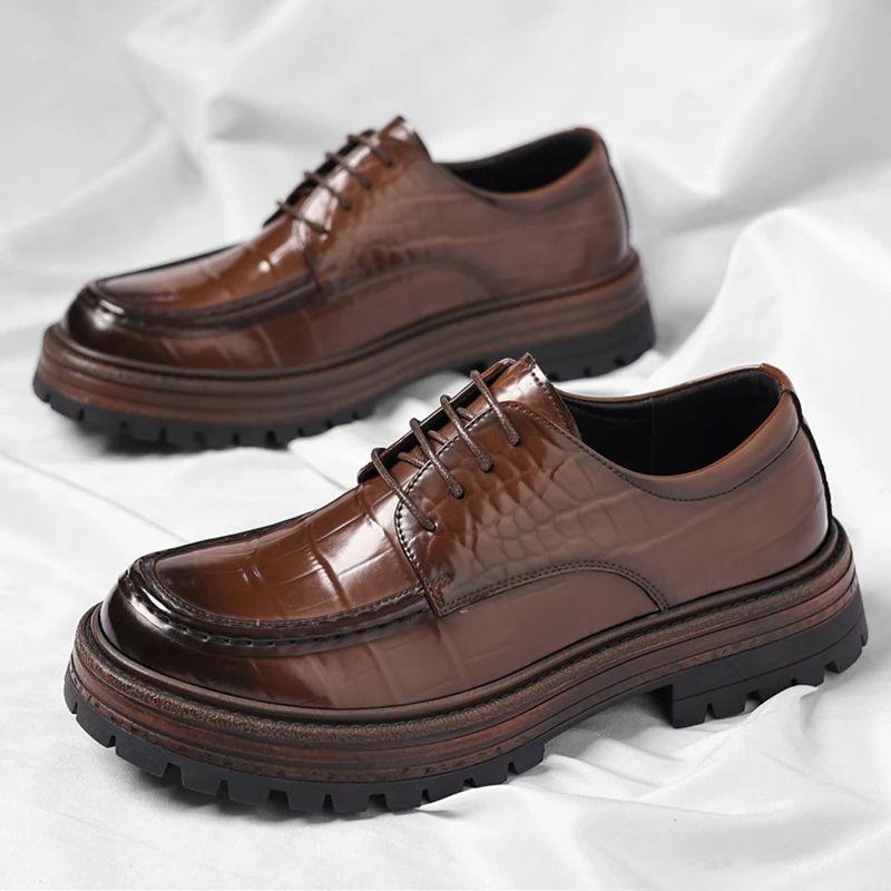 Neue Herrenschuhe Freizeit Dicke Sohle Erhöhend Arbeitsschuhe Niedrig geschnitten Herren Herbst Mode Trendig Britischer Stil Runde Zehenpartie Schuhe 38-44