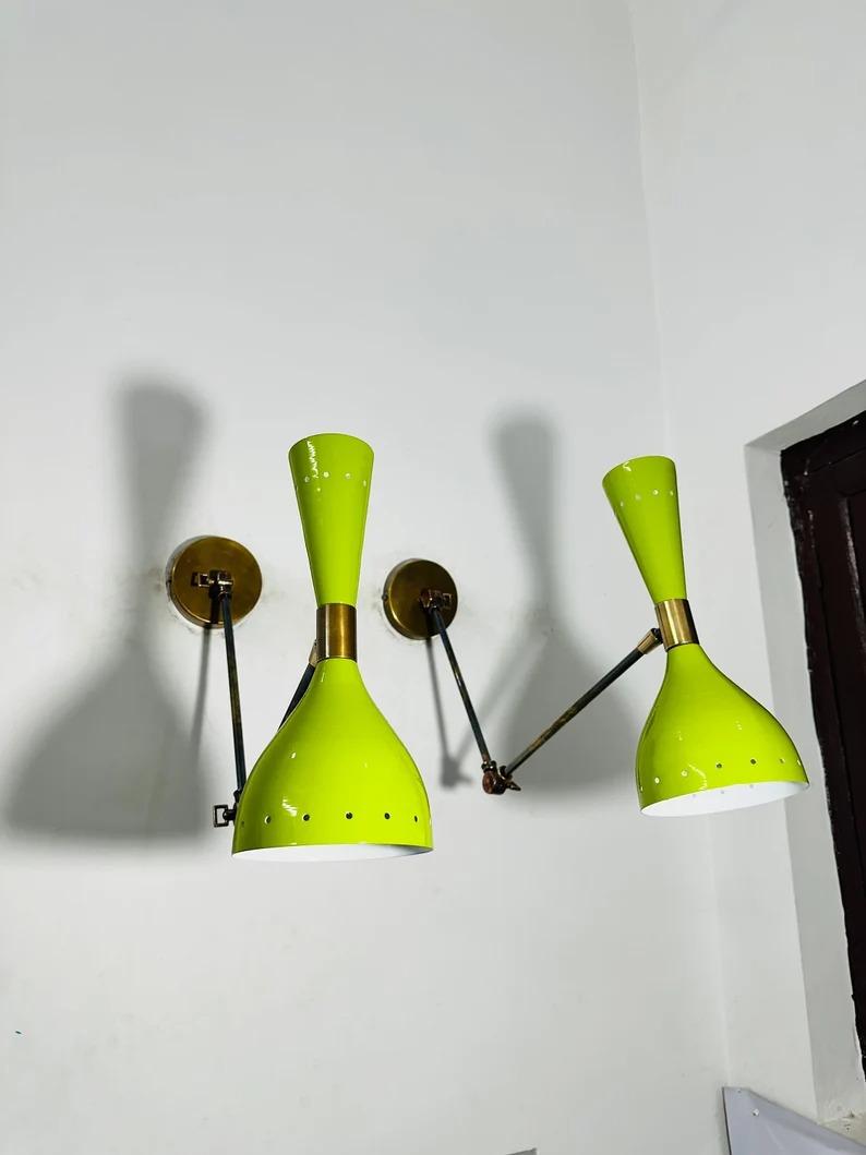 

Olive Green Brass Diabolo Wall Sconce Pair: Mid-Century Italian Lighting зелений