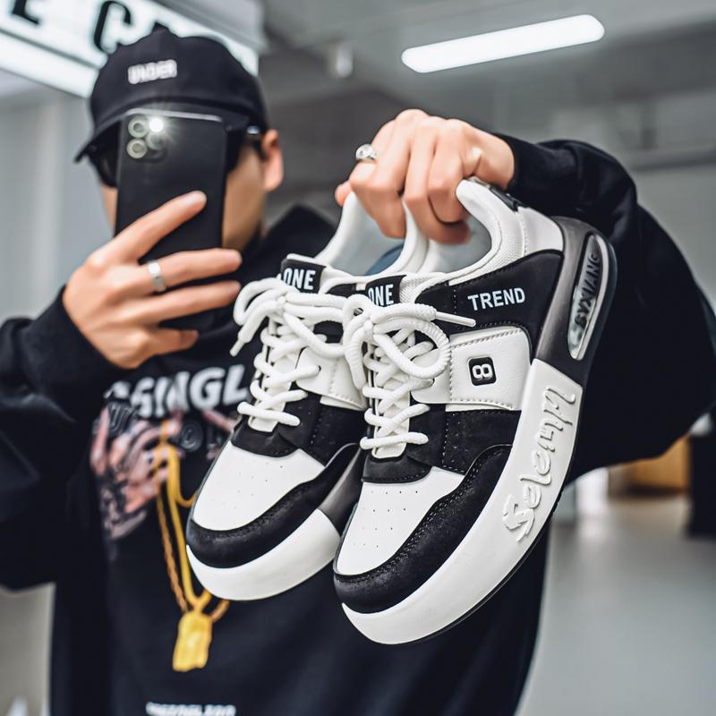 Menn Mote Fritid Lav Topp Skateboardsko Gutter Komfortable Sneakers Mannlige Studenter Trendende Myk Såle Klassisk Pustende Gym Sklisikker