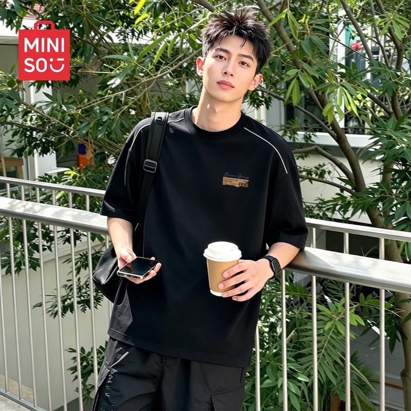 MINISO Men s Quick-Dry Loose Fit T-Shirt with Chest Badge L