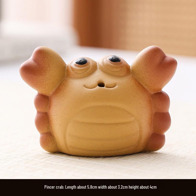 Zisha Zodiac Pig Tea Pet: Handmade Tea Tray Set with Cartoon Cute Fish Design