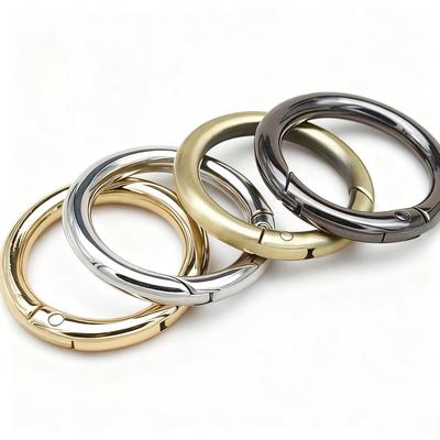 Zinc Alloy Spring Ring Keychain with Round Metal Buckle