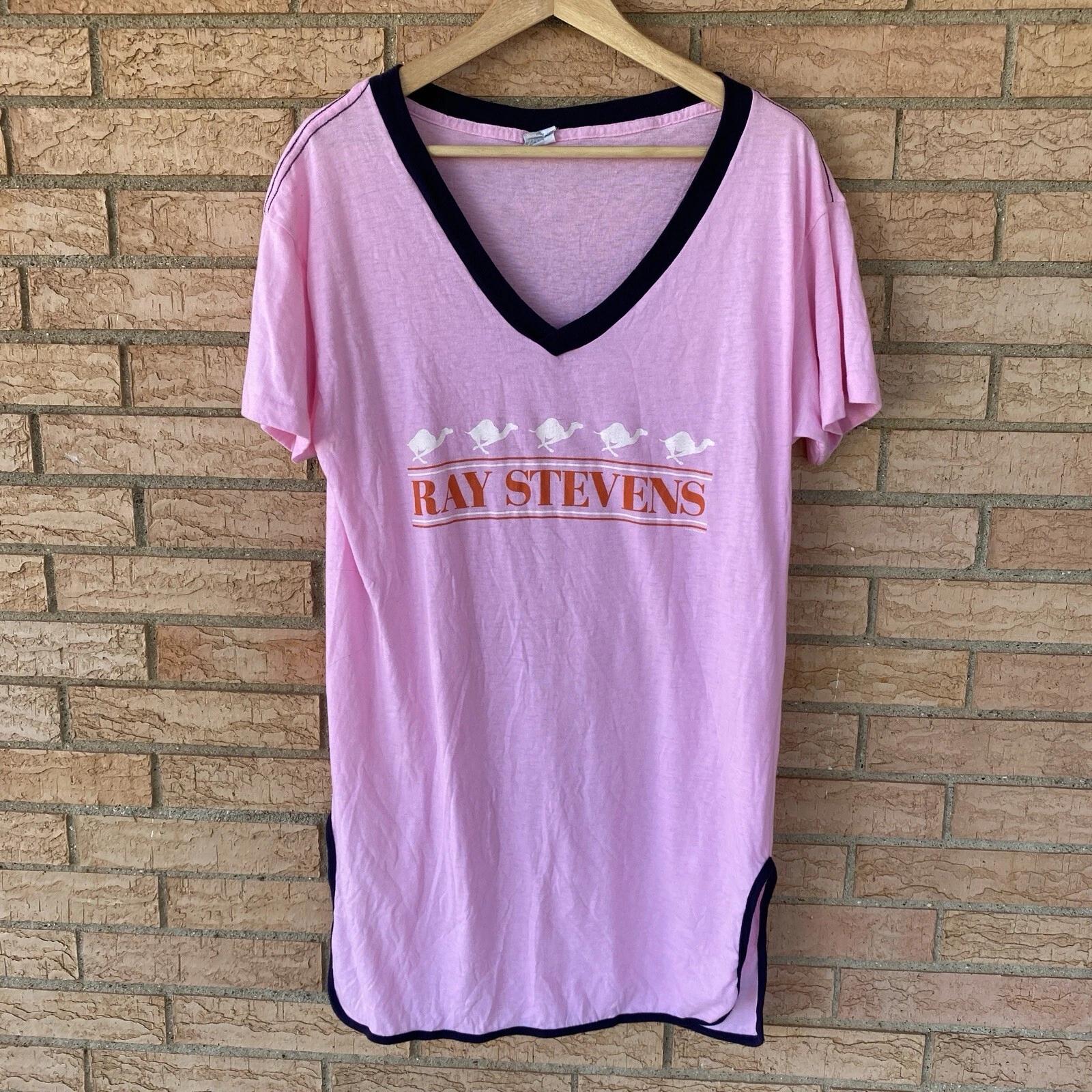 

70s 80s Ray Stevens Camel pink single v-neck stitch OS L/XL dress night t-shirt M