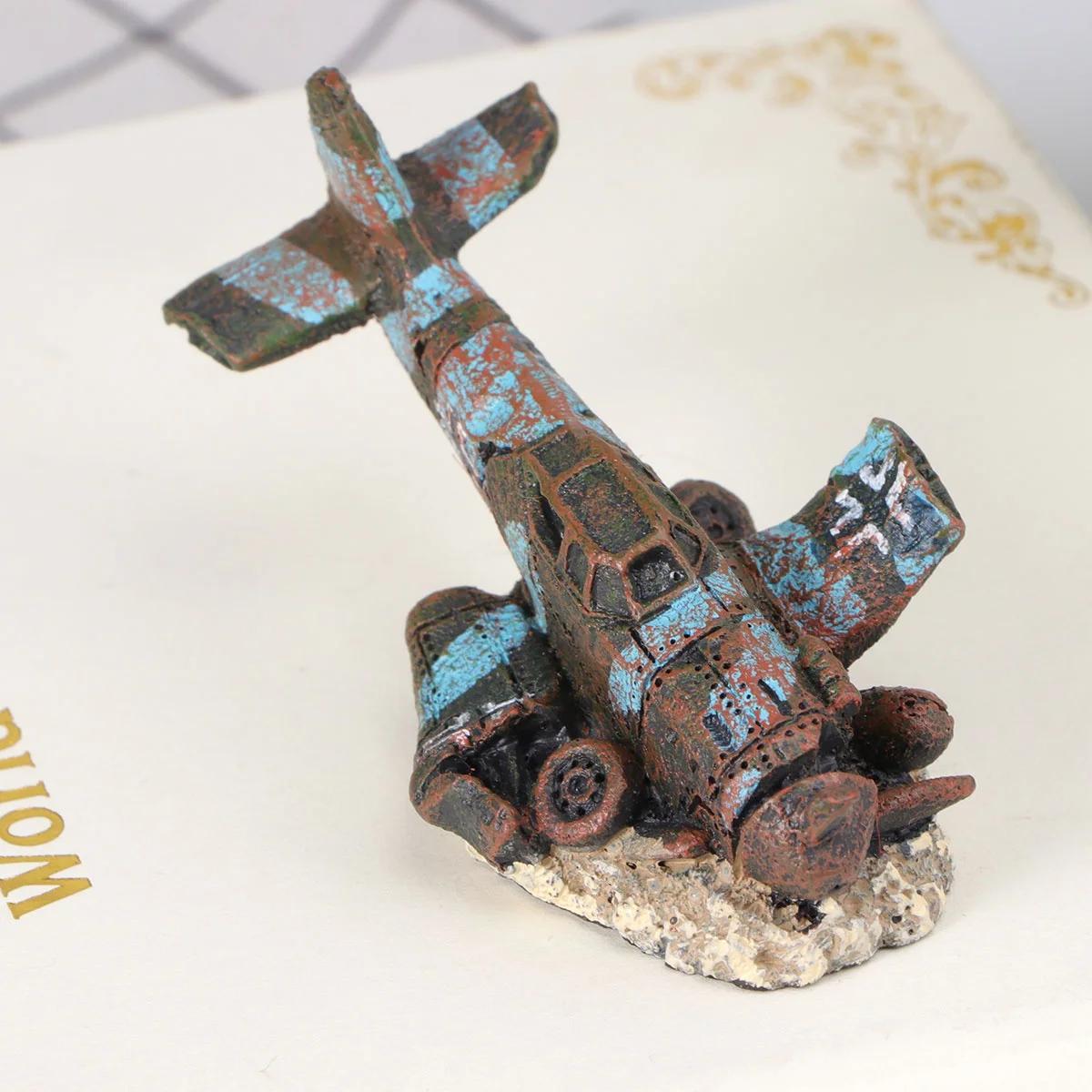 

Mini Resin Craft Fish Tank Plane Artificial Plane Wreckage Decor Aquarium Landscape Ornament.